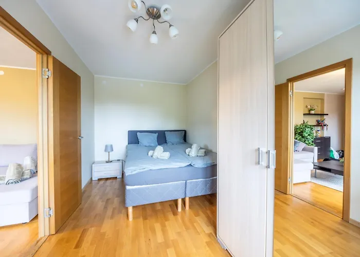 Free Parking 2 Bedroom Center Appartement